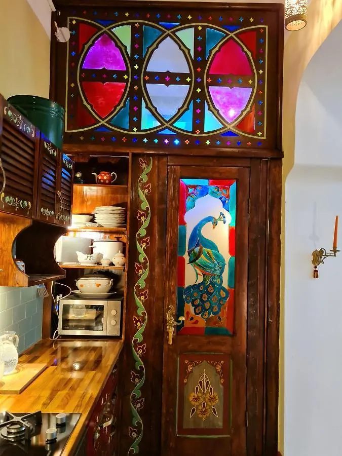 Sololaki Lounge - Old Tbilisi'S Hidden Gem ! Hotel Tbilisi